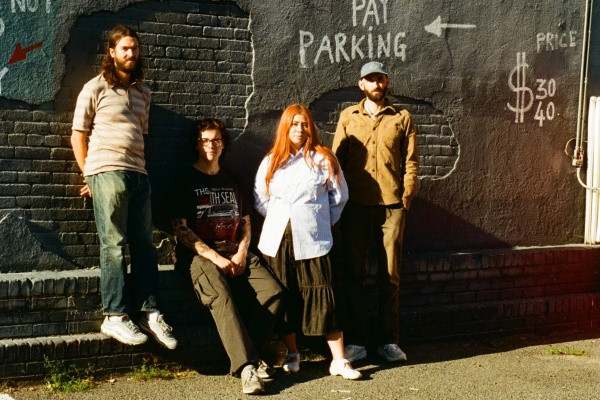 Nove izdaje in napovedi v svetu glasbe: Od The Cure do Nicki Minaj