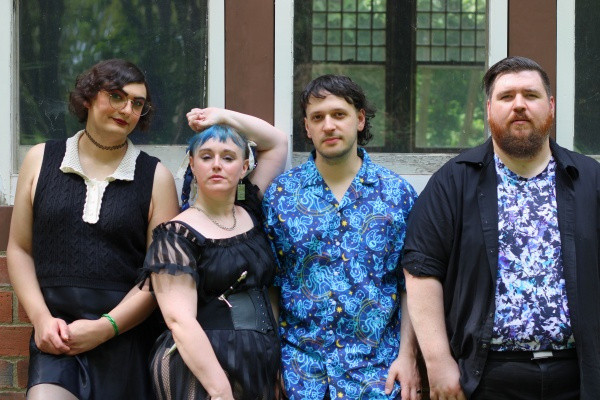 Exclusive Videos: Watch the new video by Mega Infinity!