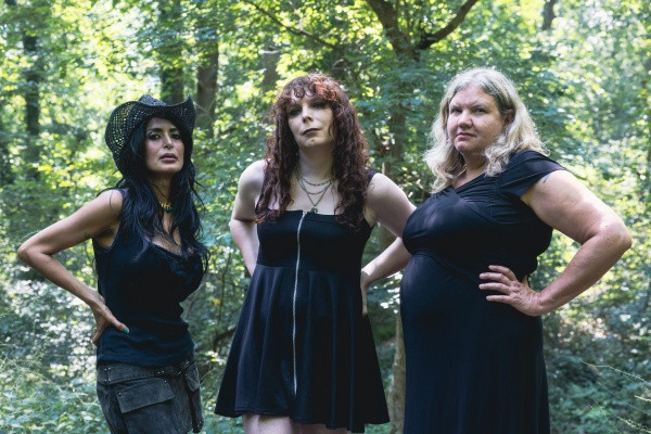 Listen to the new song by Sun Within!