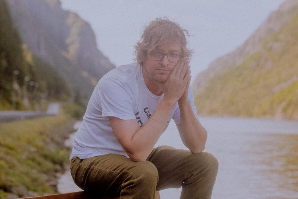 Weird Nightmare releases video for "Forever Elsewhere"