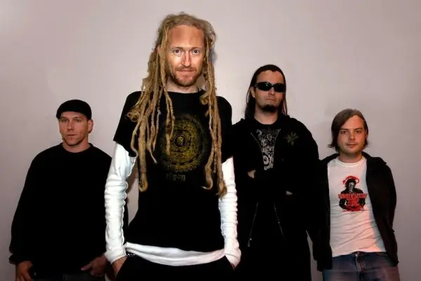 Frenzal Rhomb announces 'We Lived Like Kings' collection