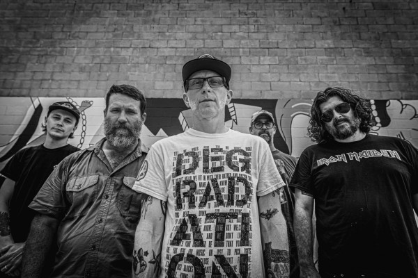 Hot Water Music: &quot;Collect Your Things And Run&quot;