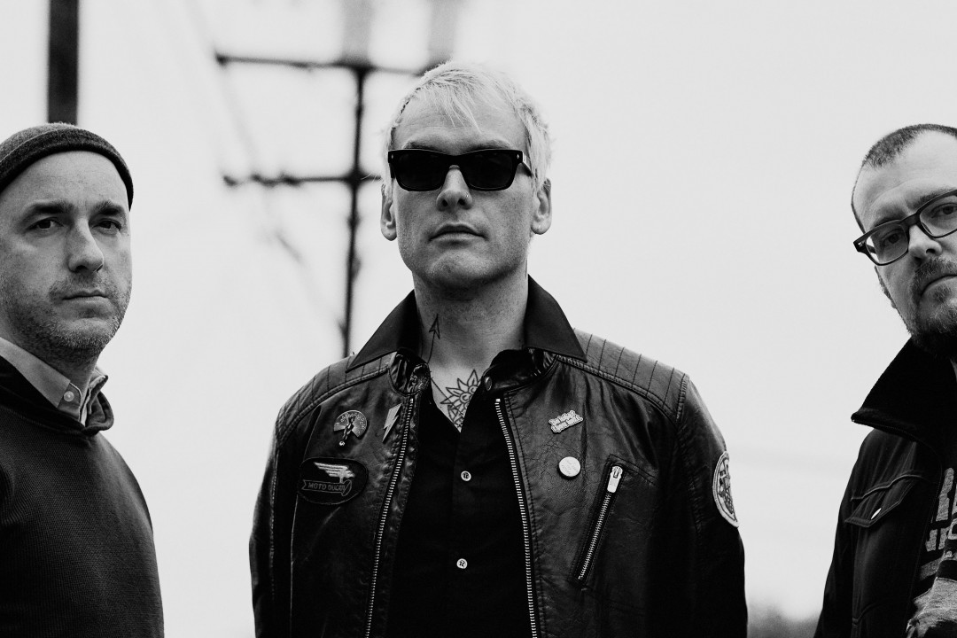 Derek Grant steps down from Alkaline Trio