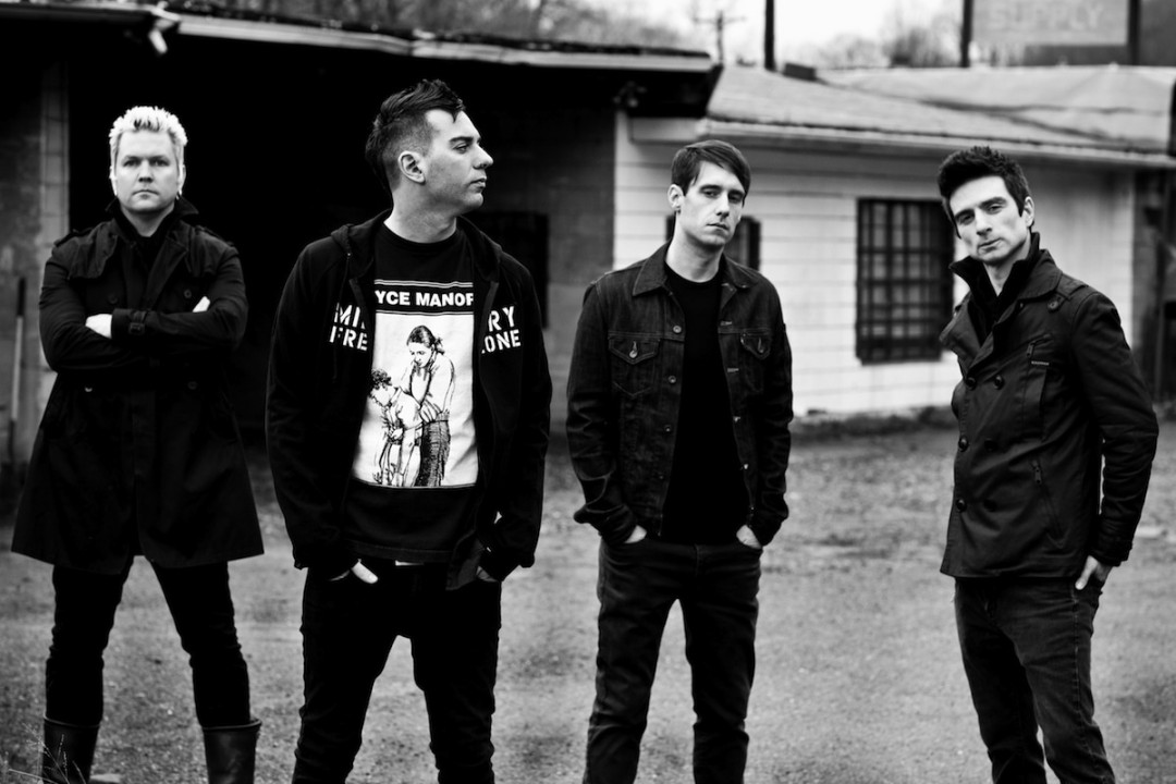 Anti-Flag: "Broken Bones"