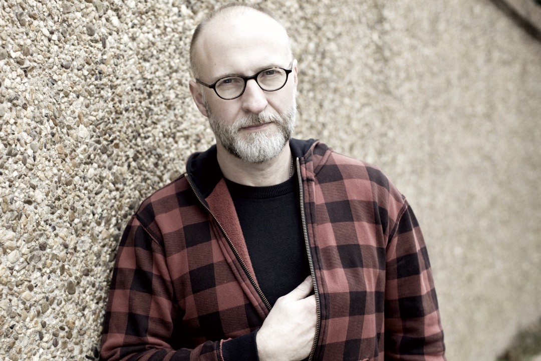 Bob Mould featured on Amoeba Music's 'What's In My Bag?'