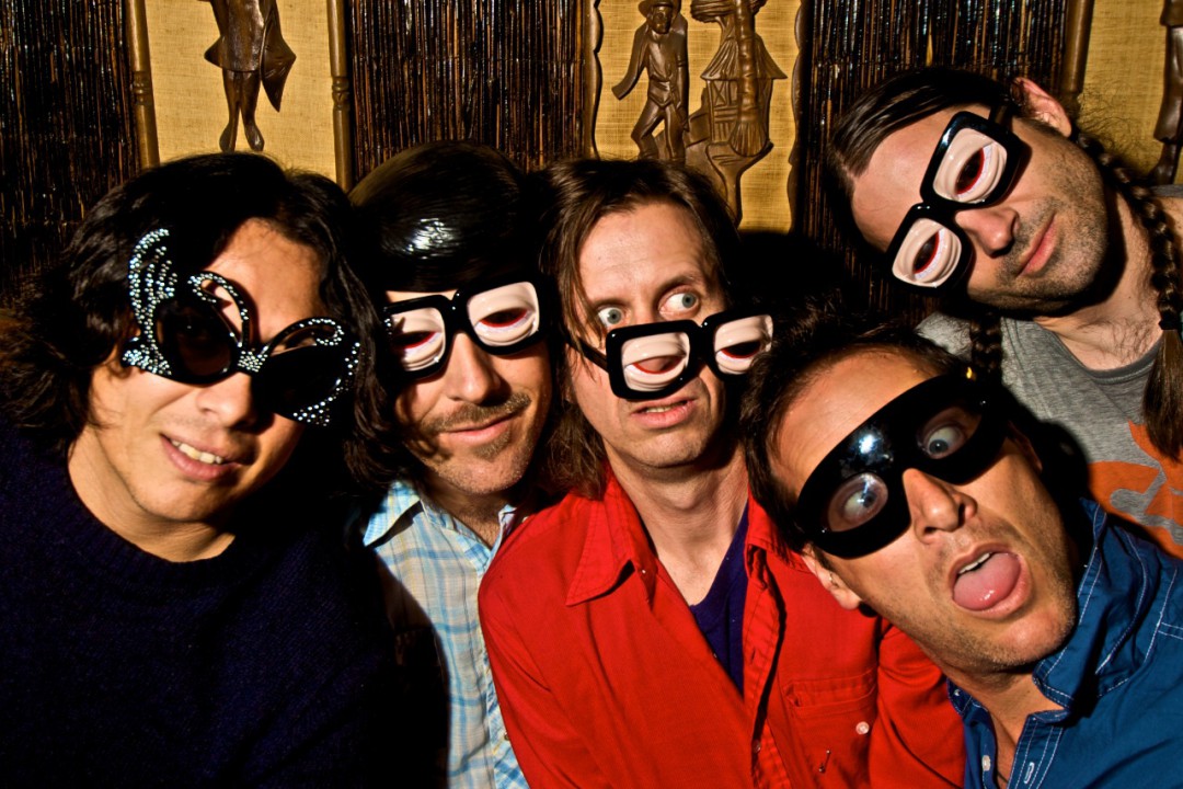 Hot Snakes appears on Last Call with Carson Daly