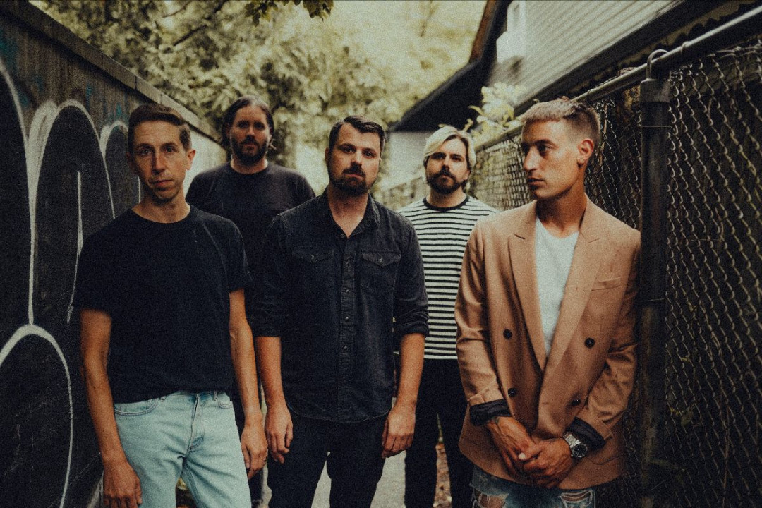 Silverstein release video for "Bankrupt", announce tour dates