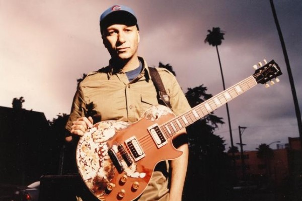 Tom Morello Guitar Battle