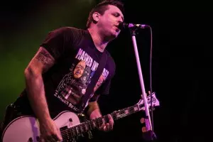 Chris DeMakes (Less Than Jake): "Home Sweet Home" (Motley Crue)