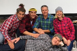 F&#039;n&#039;A releases charity Christmas track