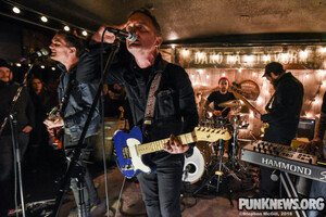 Photos: Dave Hause &amp; The Mermaid at The Dakota Tavern, Toronto 04/14