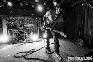 Photos: Nothing at the Horseshoe Tavern, Toronto 11/28