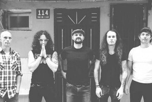 Round Eye: &#039;Culture Shock Treatment&#039;