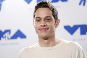 Pete Davidson to play Joey Ramone in Netflix show