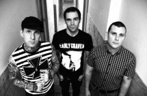 Hounds & Harlots raising money for charity 7"