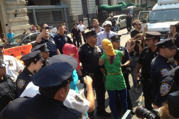 Pussy Riot supporters arrested in New York