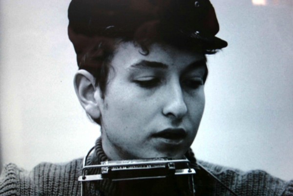 Addressing the EU copyright issues of the new limited Dylan box set