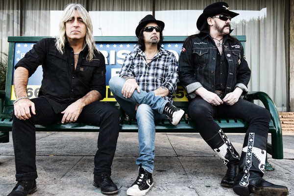 Motörhead: "Crying Shame"