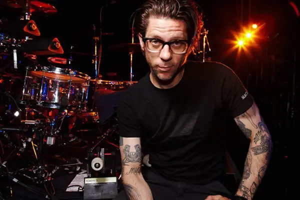 Interviews: Atom Willard (Against Me!)