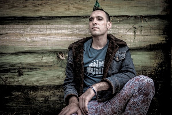 Nathan Leigh: "Never Be Normal" (Punknews Exclusive)