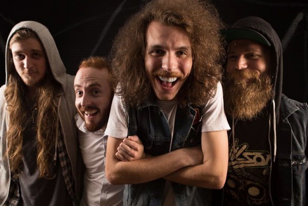 Voltang: "Lunatic Slick" (Punknews Exclusive)