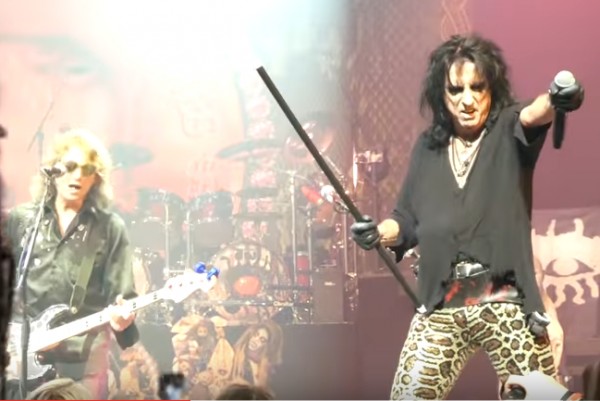 Original Alice Cooper group reunite for five songs