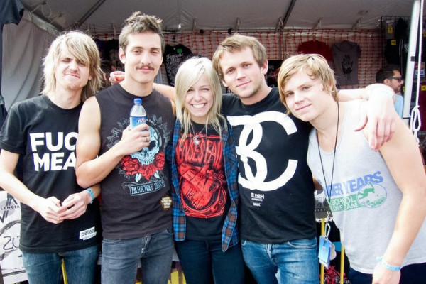 Tonight Alive: "Disappear"