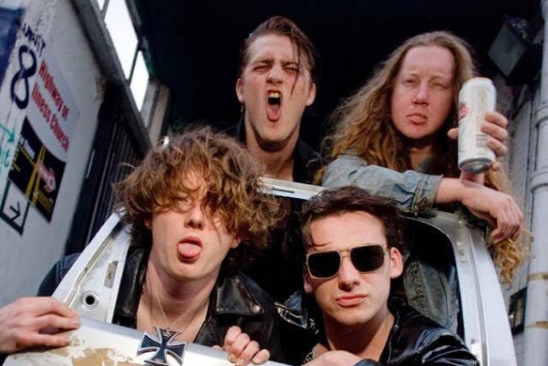 Listen to "Janey" by The Cavemen!