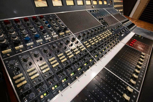 Mike Park now producing recording sessions
