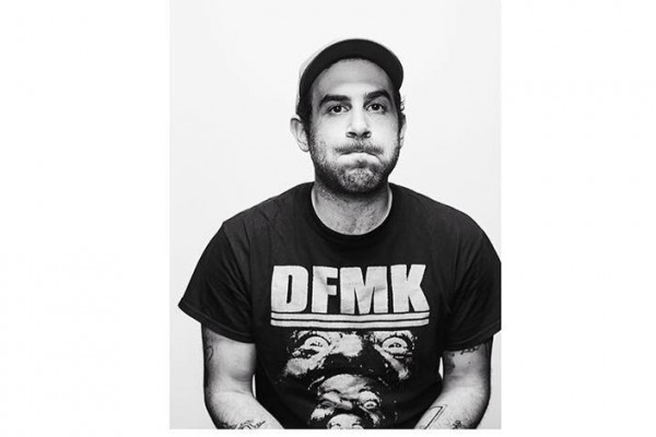 Pears drummer drowns out far right demonstration by beating on cymbal for three hours