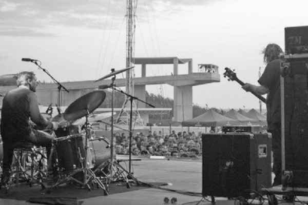 OM re-releases 'Live'