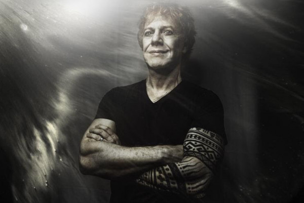Danny Elfman releases first solo pop song in over 35 years, will release album