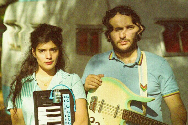 Pearl and the Oysters release new single