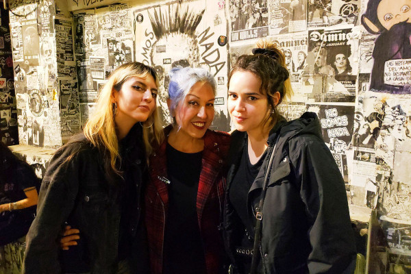 Alice Bag releases new digital single