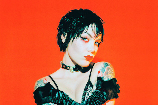 Suzi Moon releases video for “Animal”