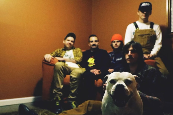 Squint announce new EP, release "Pig Pen" video