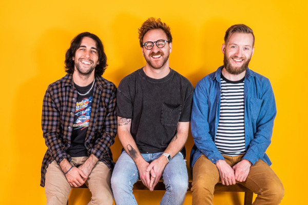 Palette Knife: "Weekend At Tony's"