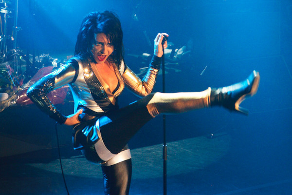 Siouxsie Sioux announces three more shows for 2023