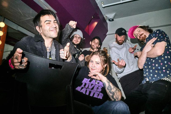 Fomo: "Boyfriend Hoodie"