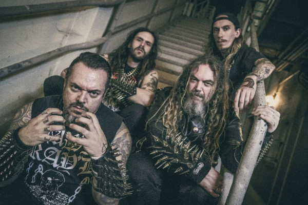 Cavalera re-record Sepultura's 'Schizophrenia'