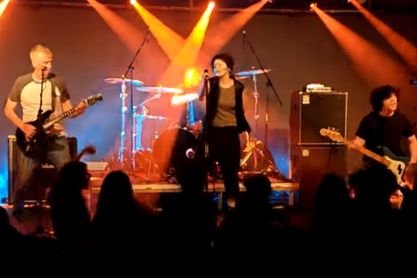 Black Flag debuts new lineup