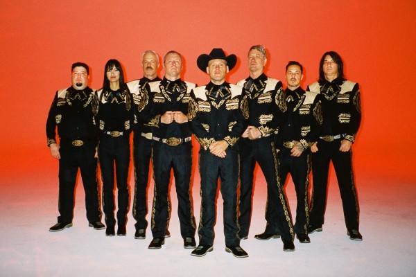 Mariachi El Bronx release video for &ldquo;Forgive or Forget&rdquo;