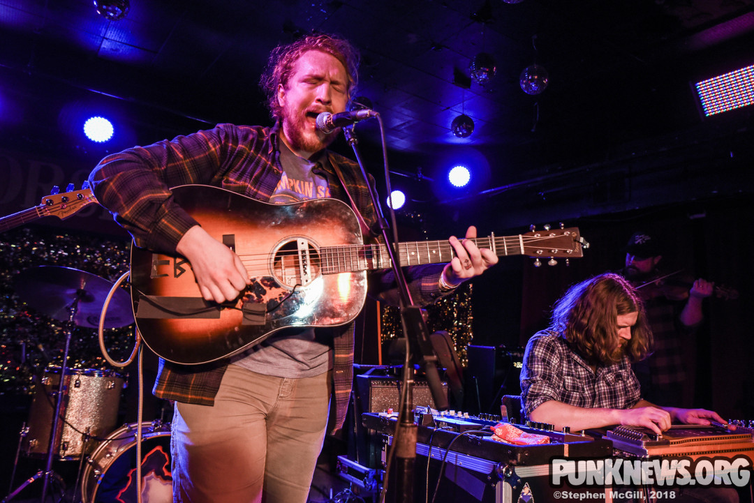 Photos: Tyler Childers at the Horseshoe Tavern in Toronto 03/04