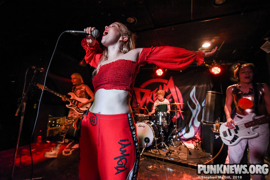 Photos: Dream Wife at the Hard Luck Bar, Toronto 09/29