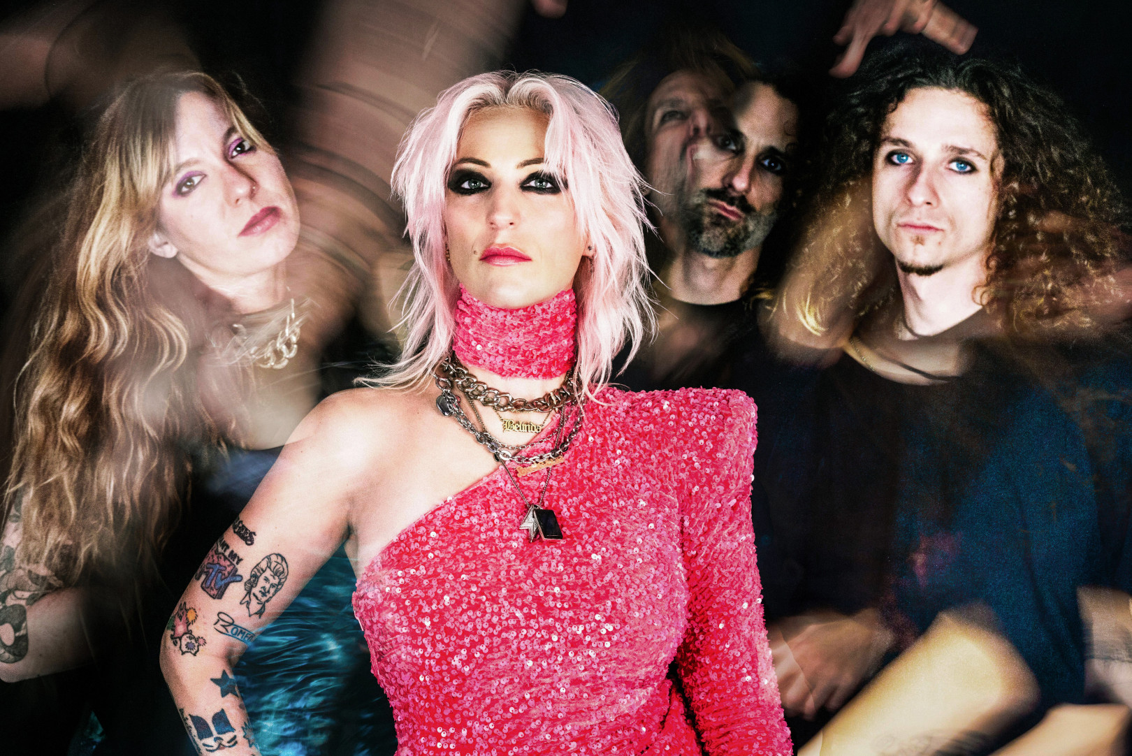 Lucie Sue talks her new record, Ozzy, and the 1980s phone